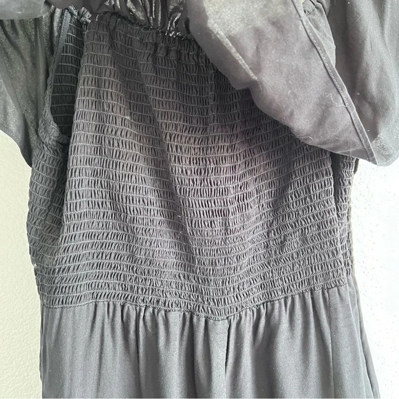 ASOS DESIGN off shoulder ruffle playsuit with shirring - Picture 5 of 12